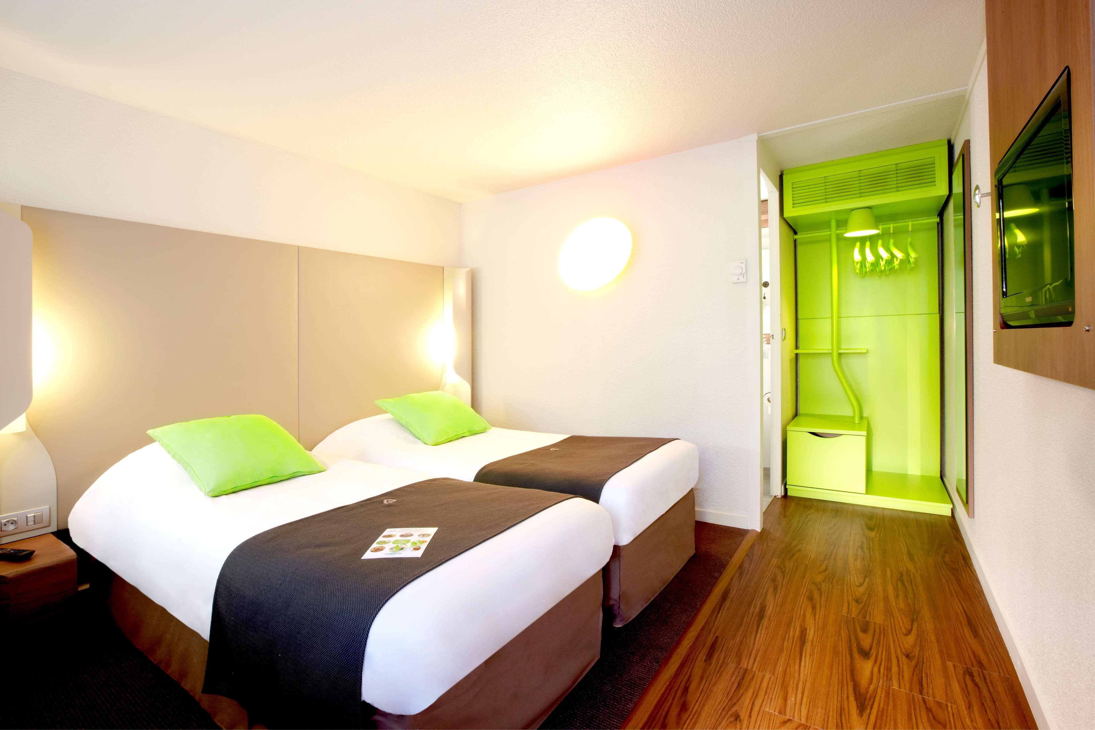 Hotel Campanile Orleans Nord - Saran Exterior photo