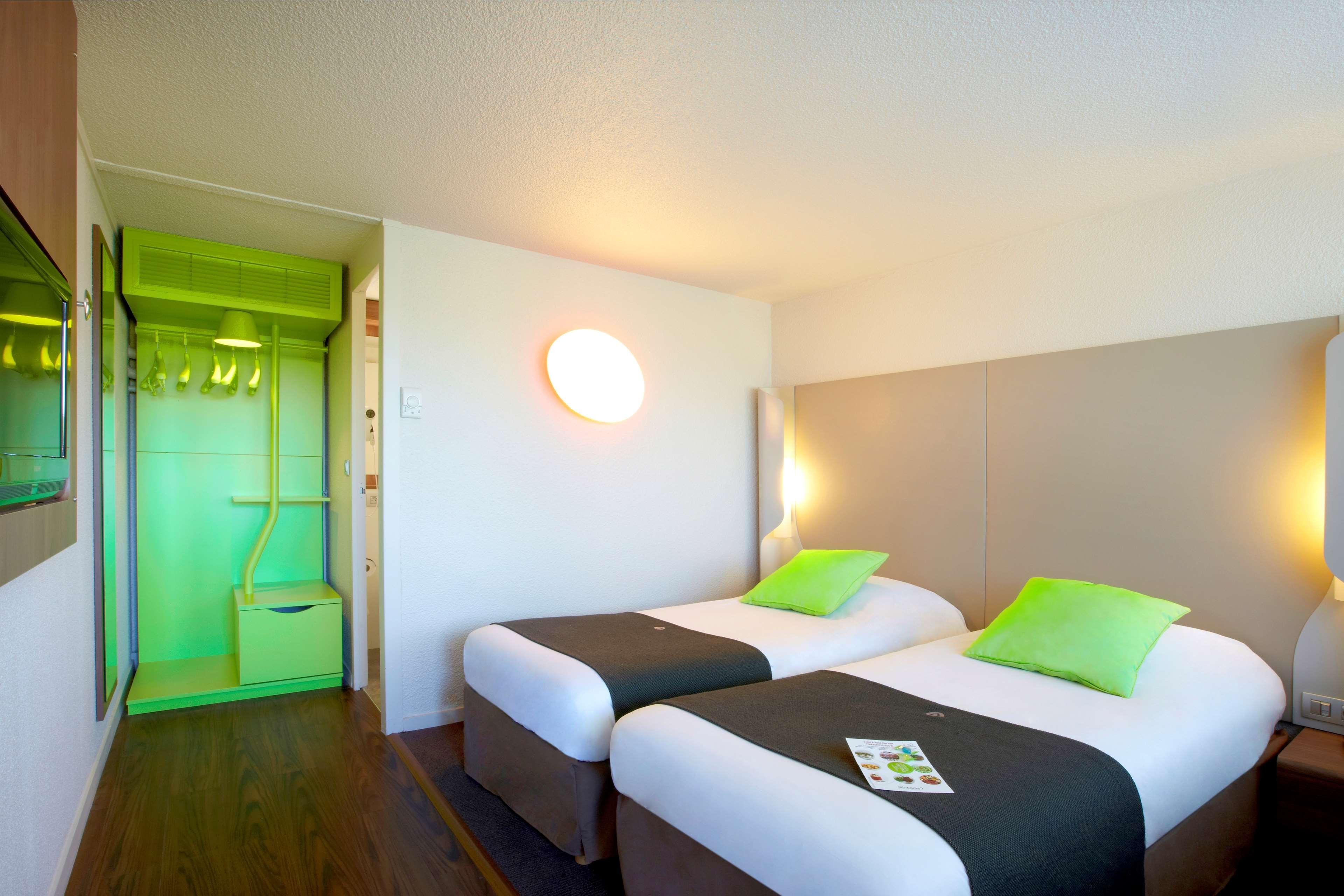 Hotel Campanile Orleans Nord - Saran Exterior photo